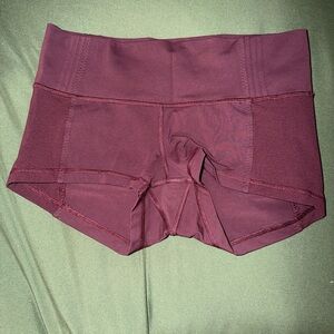 Lulu Women's Burgundy Shorts